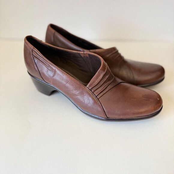 Clarks Women’s Brown Leather Slip-on Comfort Pleated Pump Loafer Block Heel - Picture 1 of 16